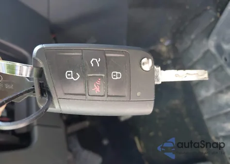 2024 Volkswagen Jetta 1.5T S z USA, uszkodzony, nr VIN 3VW5M7BU5RM030184